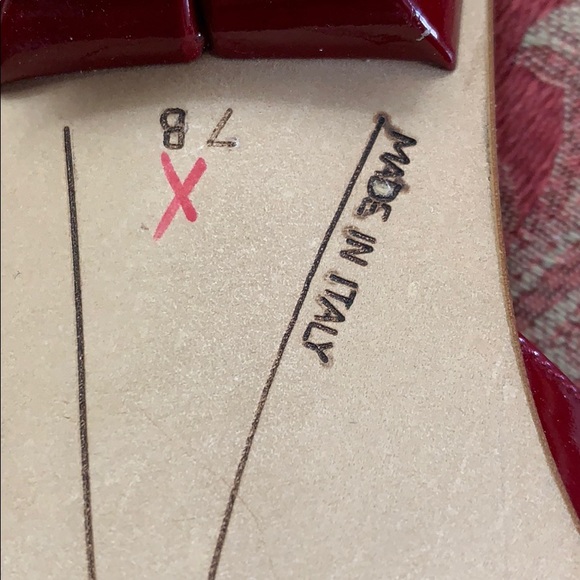 KATE SPADE SLIDES CRANBERRY RED PATENT 7B FLATS - Picture 6 of 8